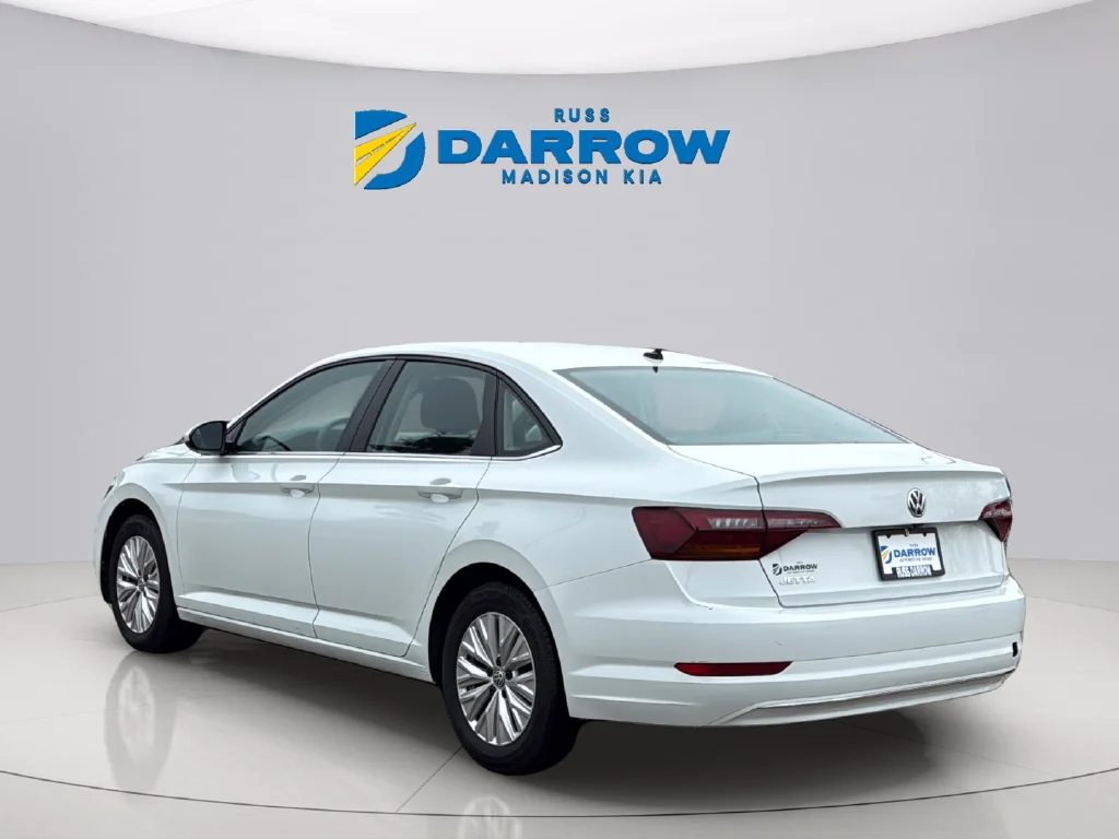 Used 2019 White Volkswagen 1.4T S image 3