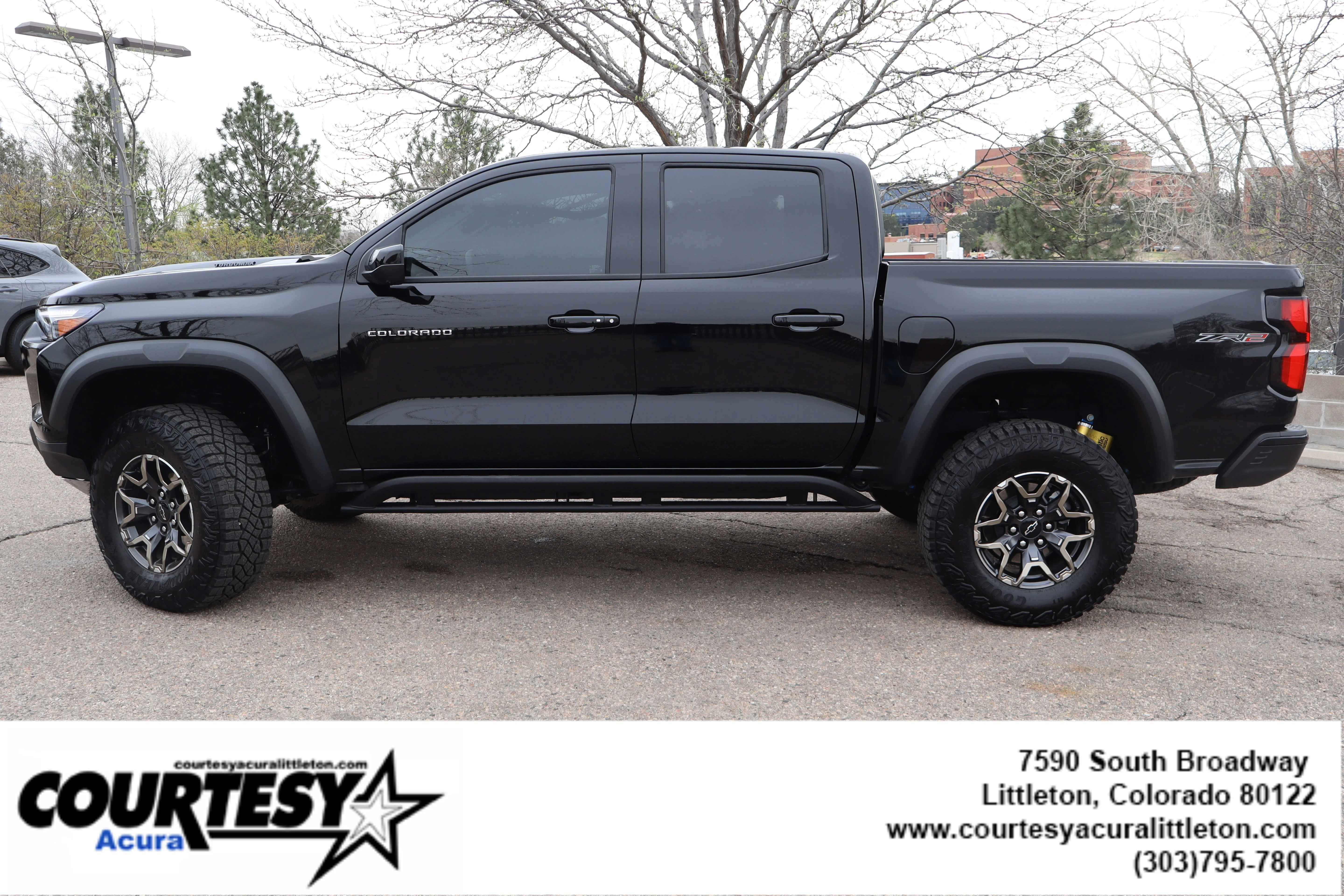 Used 2025 Black Chevrolet 4WD ZR2 image 3