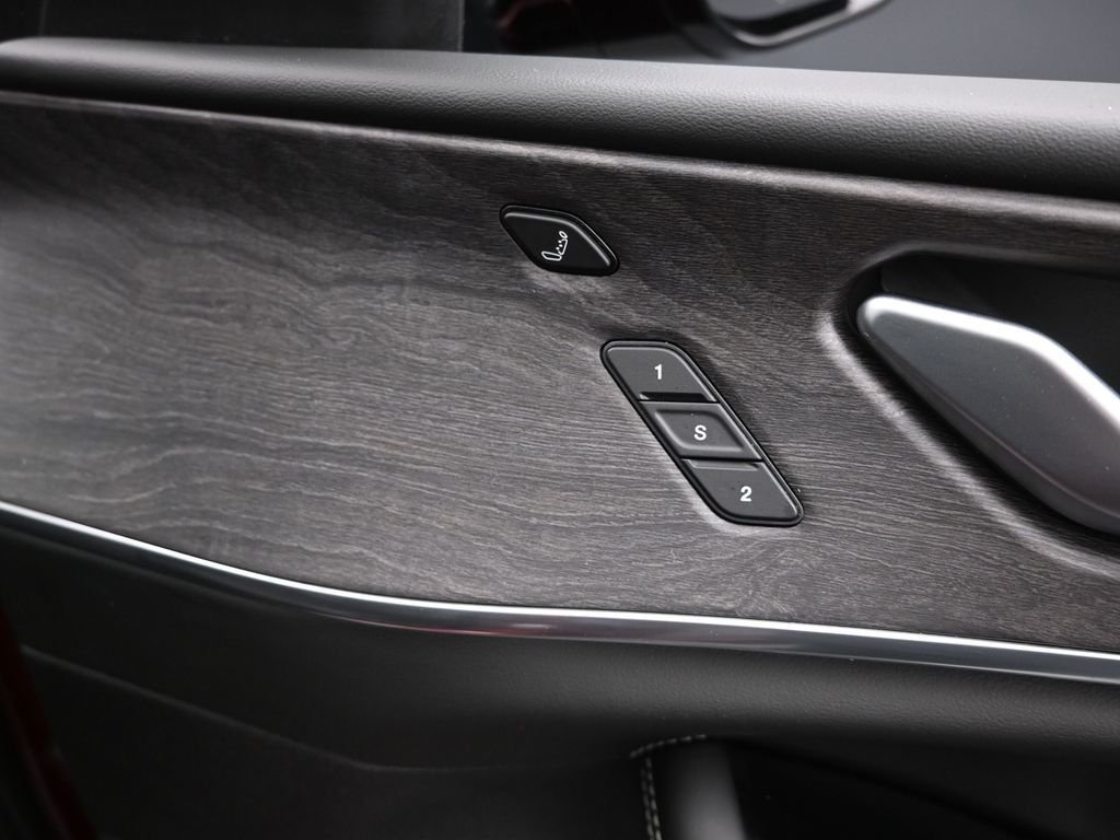 2023 Jeep Grand Cherokee Overland 4xe - Photo 11