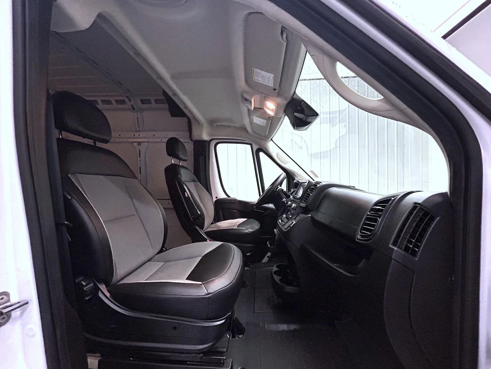 Used 2023 White Ram High Roof image 15