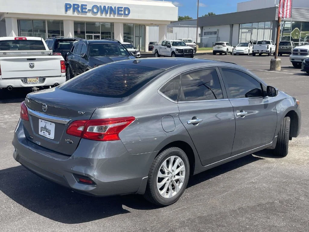 Used 2018 Gray Nissan SV image 3