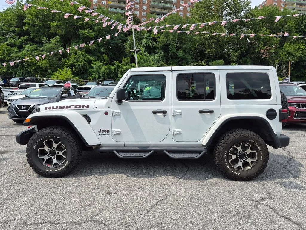 Used 2021 White Jeep Unlimited Rubicon image 11