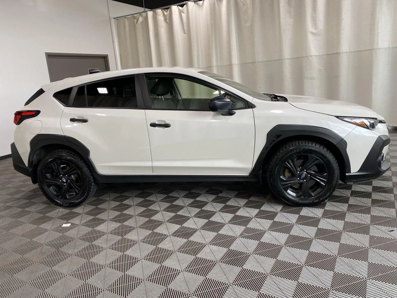 Used 2024 Crystal White Pearl Subaru Base image 8