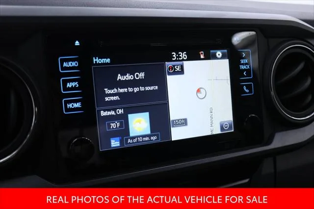 Certified Used 2018 BLAZING BLUE PEARL Toyota  image 8