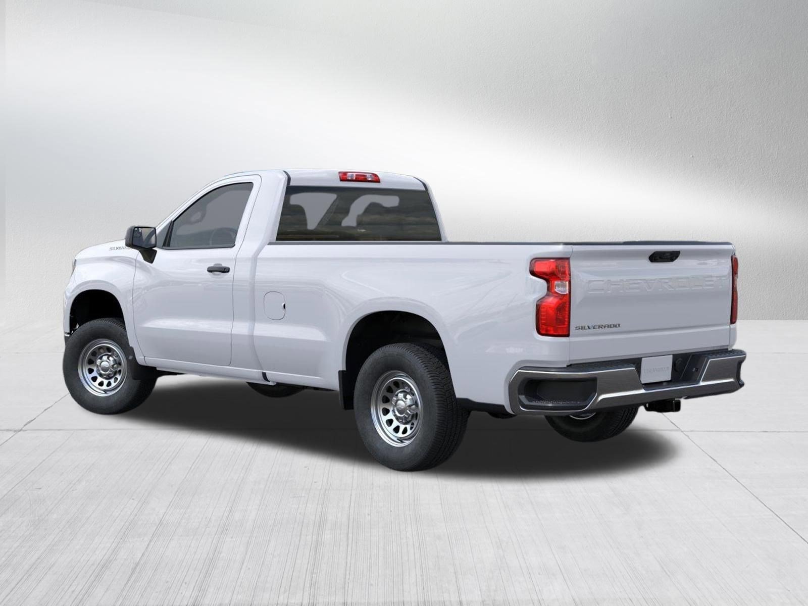 New 2026 Summit White Chevrolet WT image 3