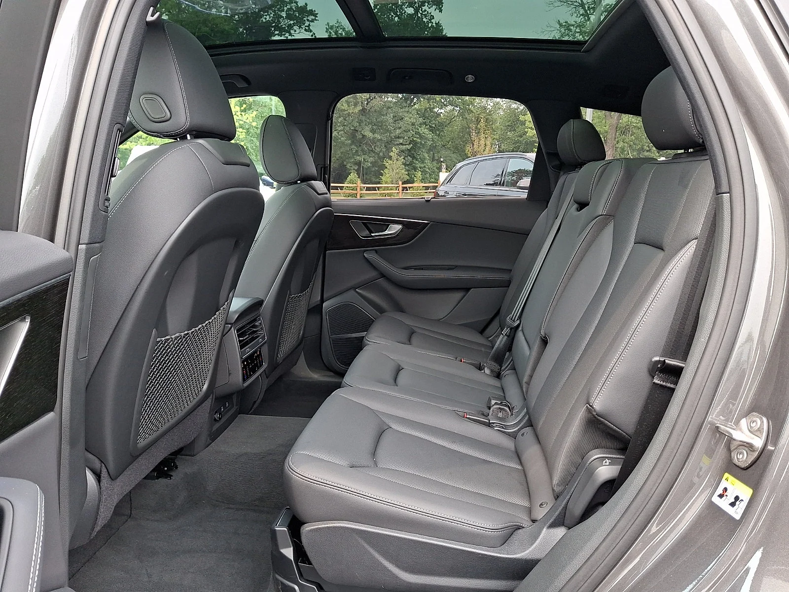 Used 2025 Samurai Gray Metallic   3M3m Audi Premium Plus image 10