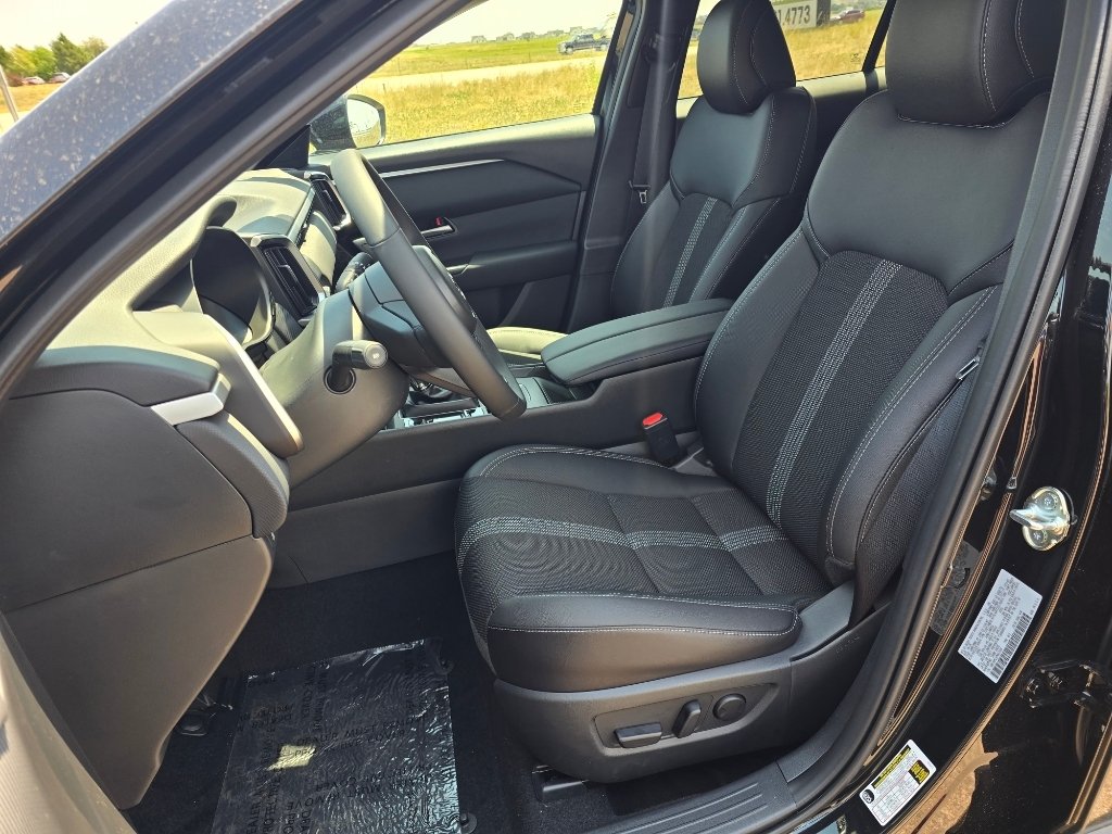 New 2026 Jet Black Mica Mazda 2.5 S Meridian Edition image 12