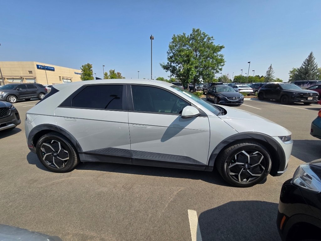 Used 2024 Cyber Gray Hyundai SEL image 6