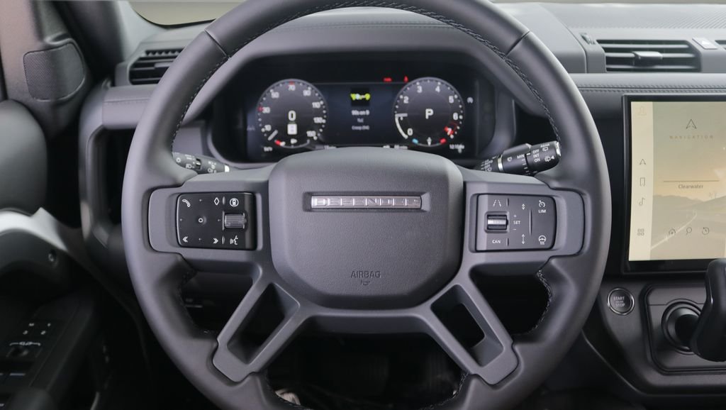 New 2026 Fuji White Land Rover X-Dynamic SE image 18