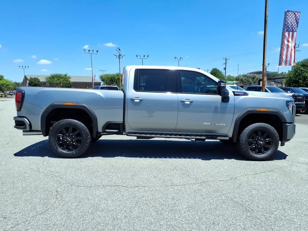 2026 GMC Sierra 2500HD AT4 - Photo 30