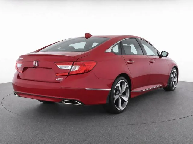 Used 2019  Honda Touring 2.0T image 5