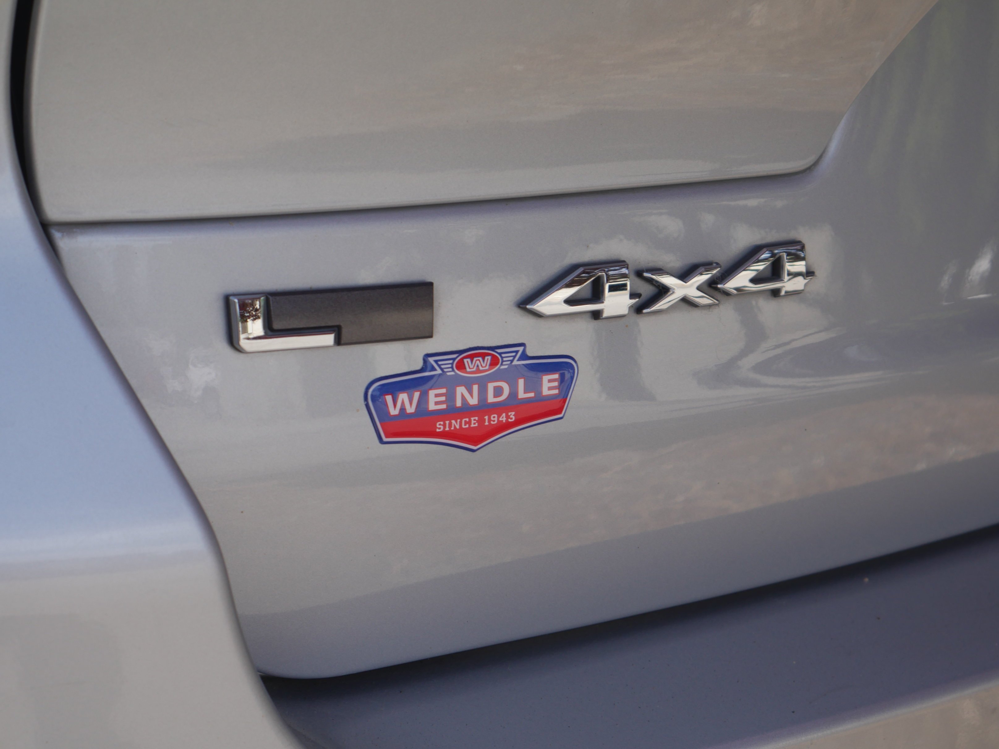 Used 2021 Silver Zynith Jeep Overland image 19