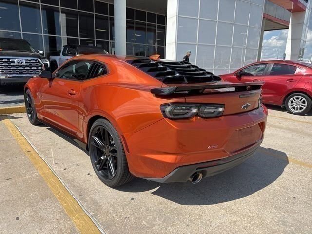 Used 2023 Red Chevrolet 1LT image 3