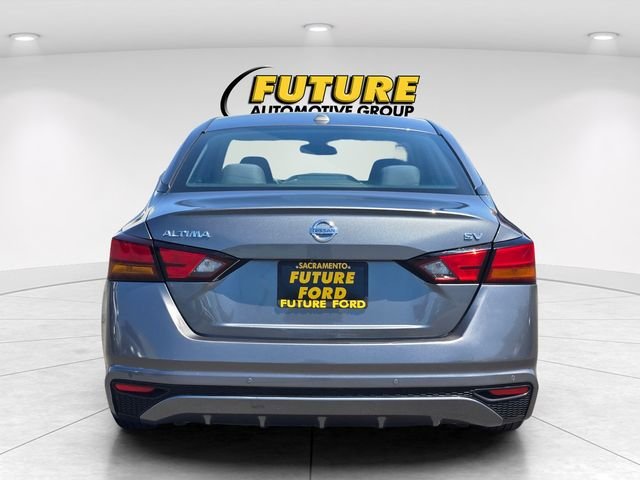 Used 2022 Gray Nissan 2.5 SV image 5