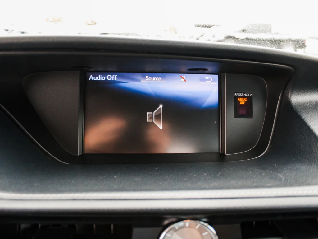 Used 2018 Nebula Gray Pearl Lexus Base image 18