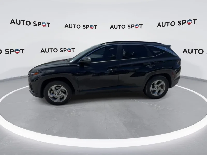 Used 2022 Black Hyundai SEL image 8