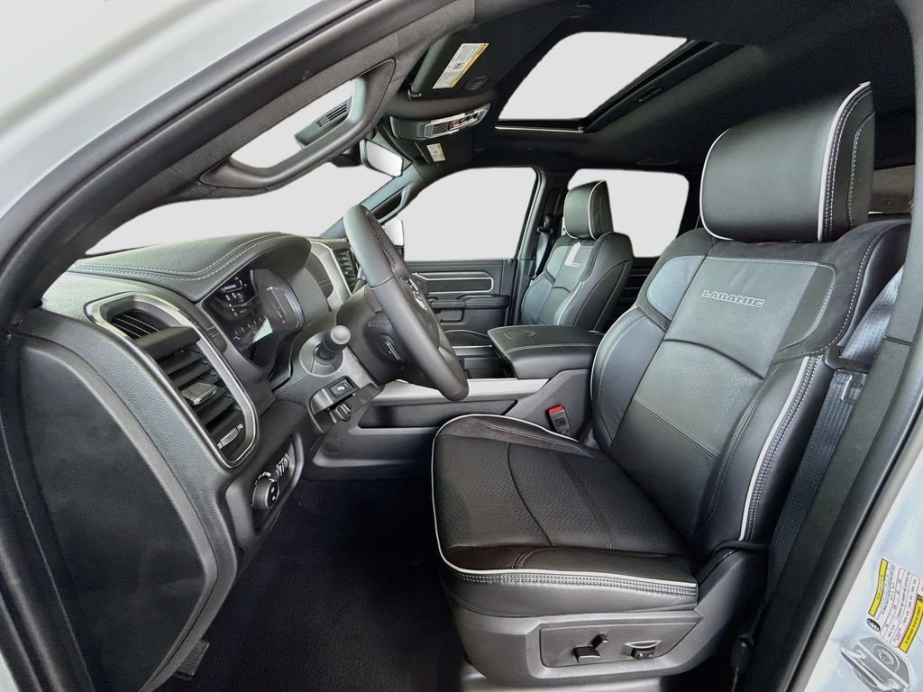 New 2026 Bright White Clear-Coat Exterior Paint RAM Laramie image 12