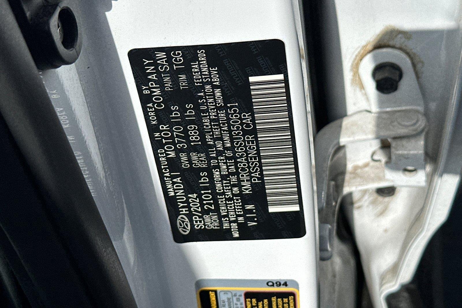 Certified Used 2025 Lunar White Hyundai SEL image 27