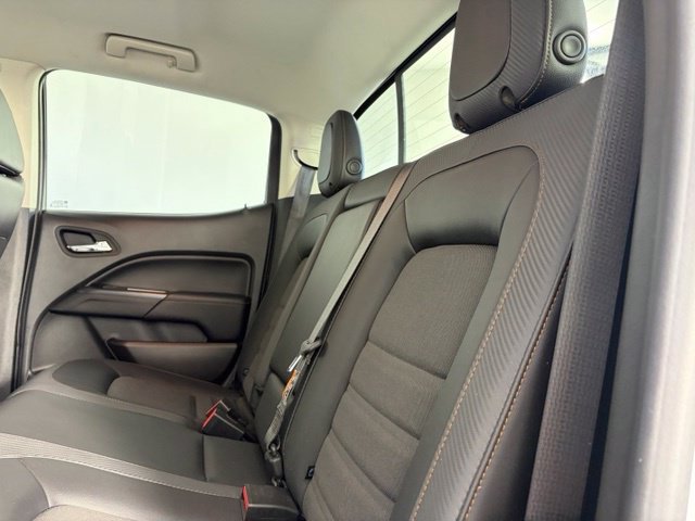 Certified Used 2022 White GMC AT4 w/Cloth image 12