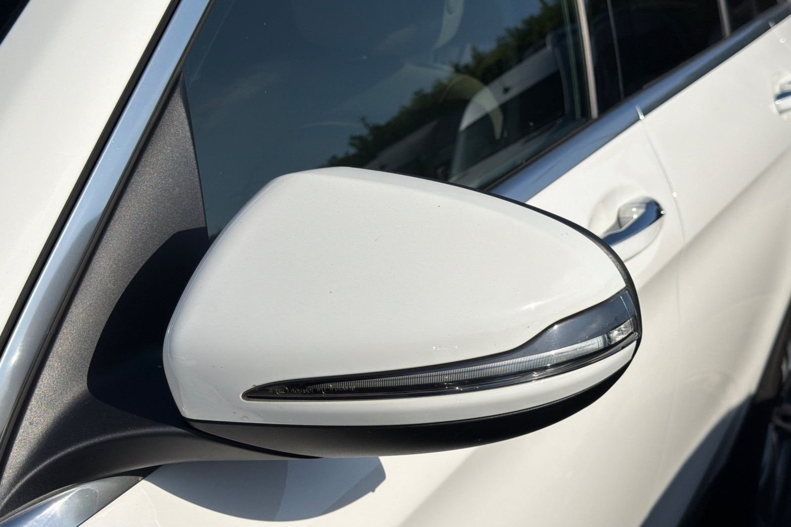 Certified Used 2022 White Mercedes-Benz GLC 300 image 17
