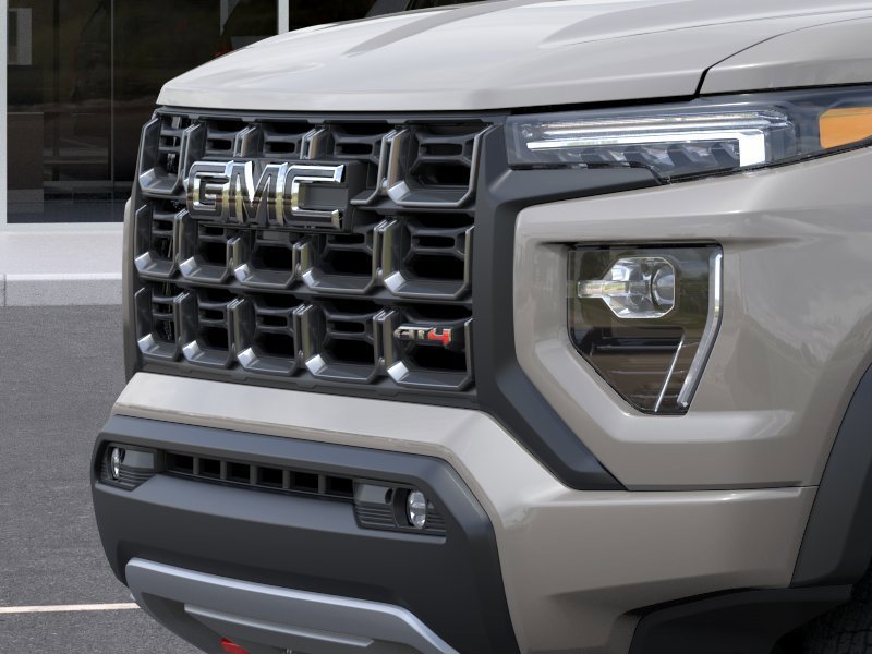 2026 GMC Canyon AT4 - Photo 13