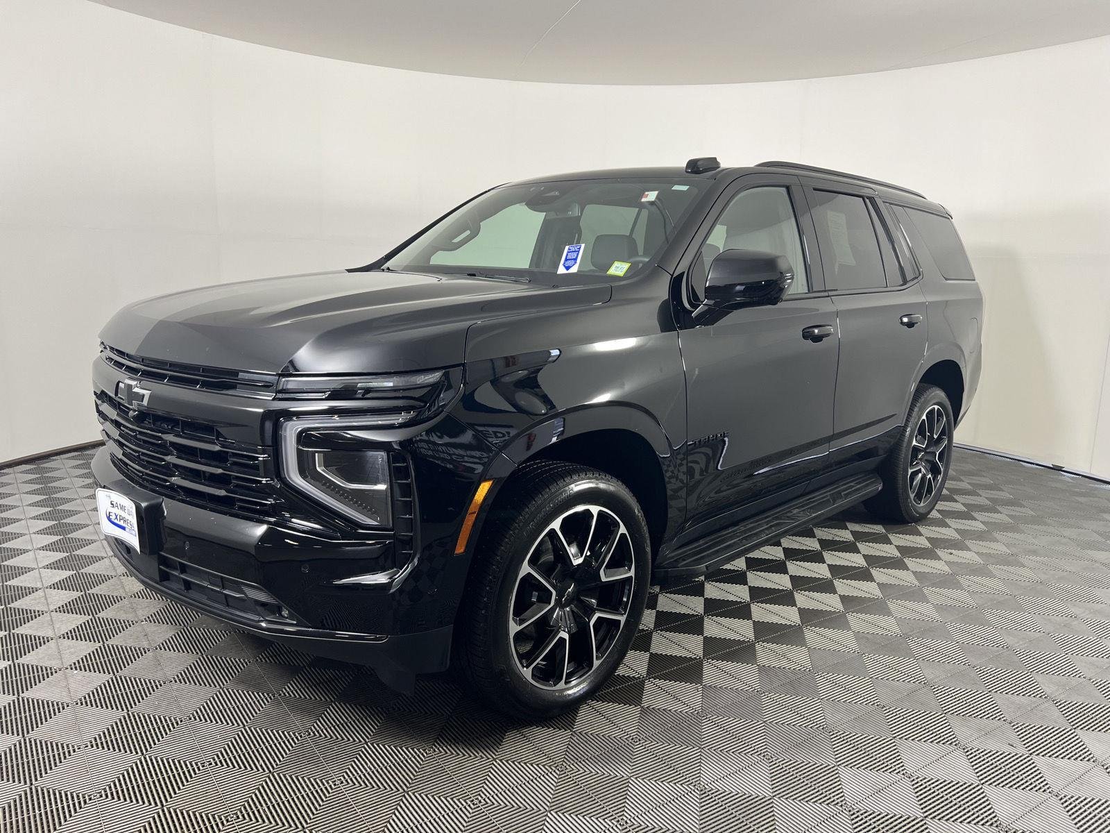 Used 2025 Black Chevrolet RST image 32