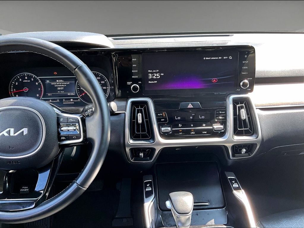 Used 2023 Silver Kia X-Line S image 6