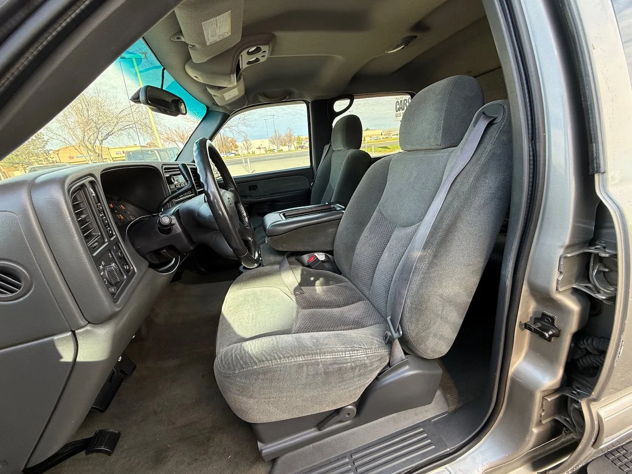 2003 Chevrolet Silverado 2500HD LS - Photo 13