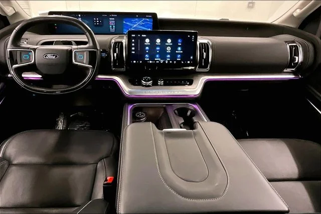 Used 2025 Space Silver Metallic Ford Platinum image 19