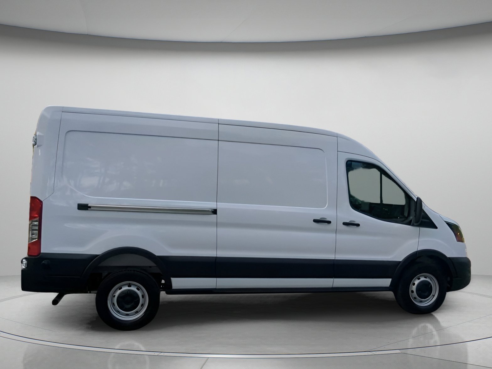 New 2026 Oxford White Ford Cargo Van image 28
