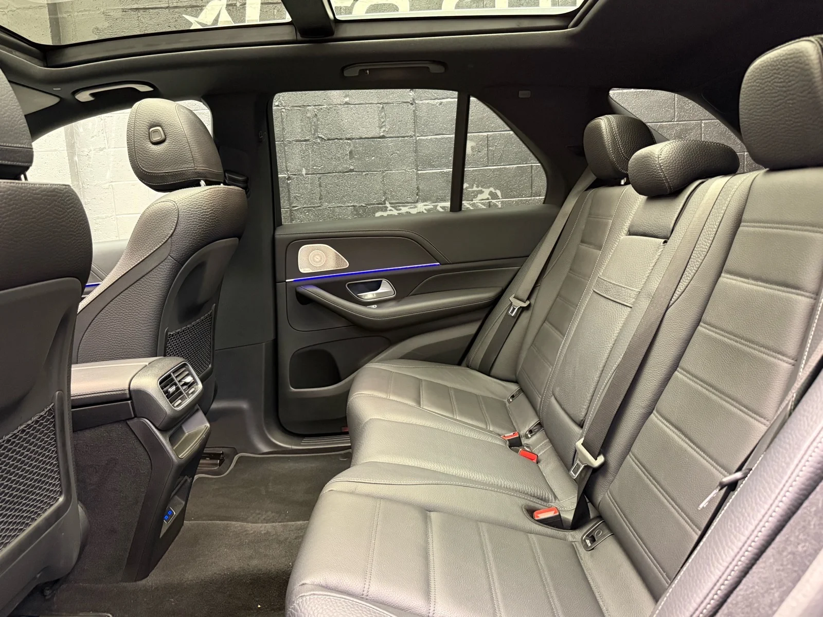 Used 2024 Cirrus Silver Metallic (922) Mercedes-Benz GLE 450 4MATIC® image 29