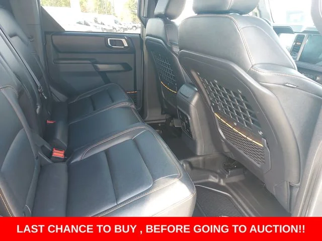 Used 2024 Gray Ford Badlands image 11