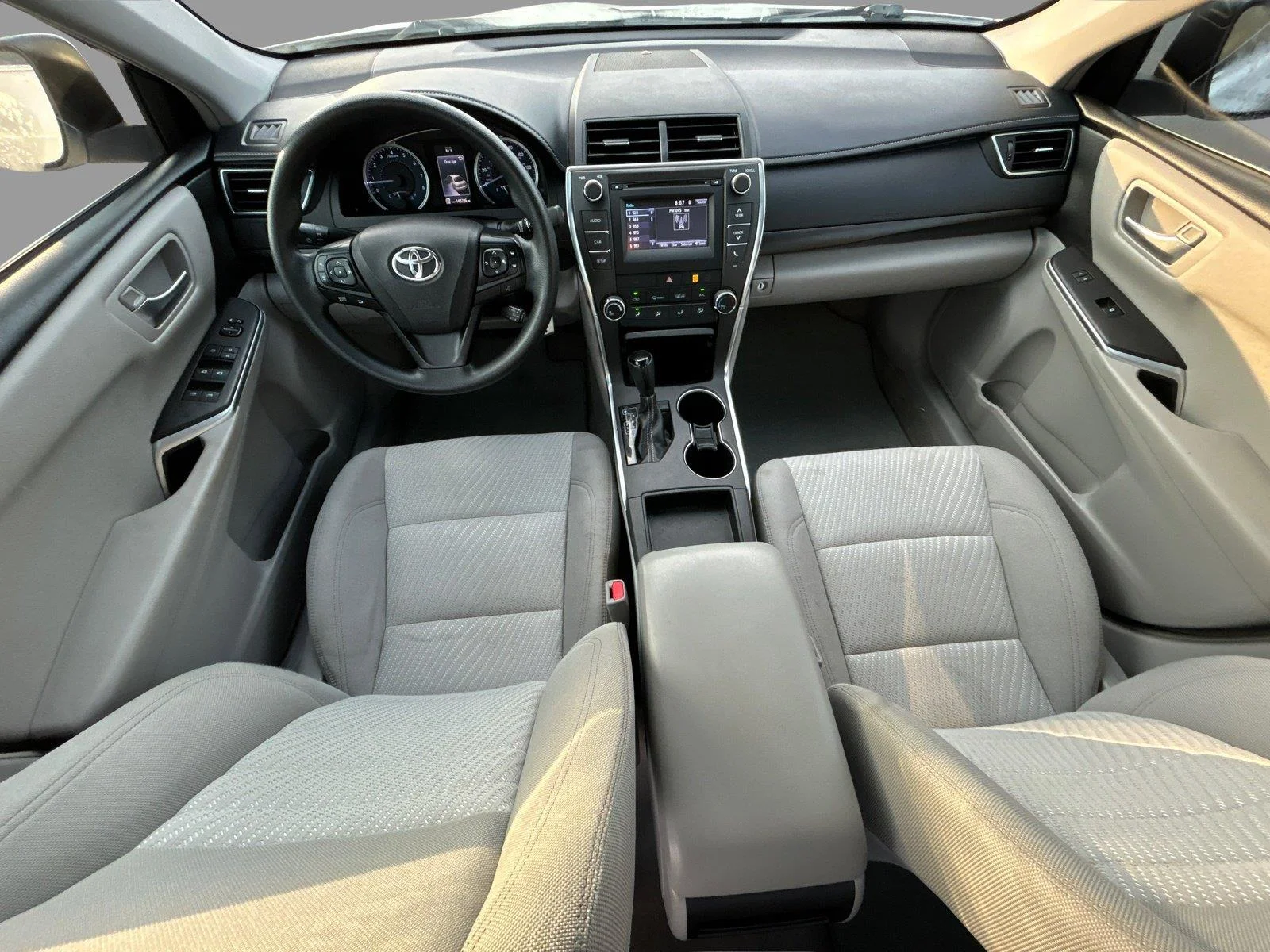 Used 2017 Super White Toyota XSE image 30