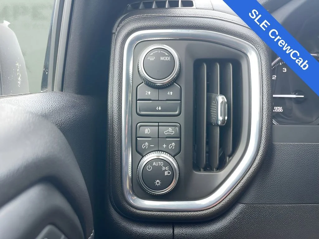 Used 2023 Summit White GMC SLE image 25