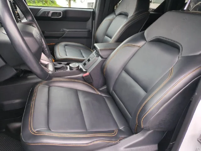 Used 2024 White Ford Badlands image 15