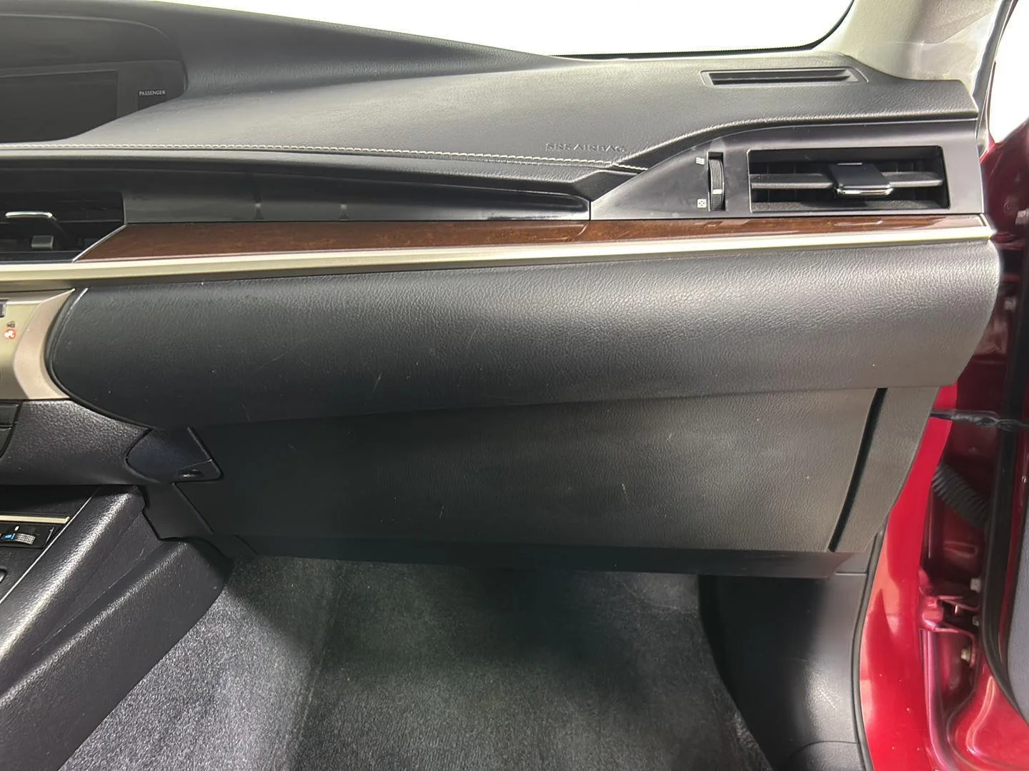 Used 2013 Matador Red Mica Lexus  image 25