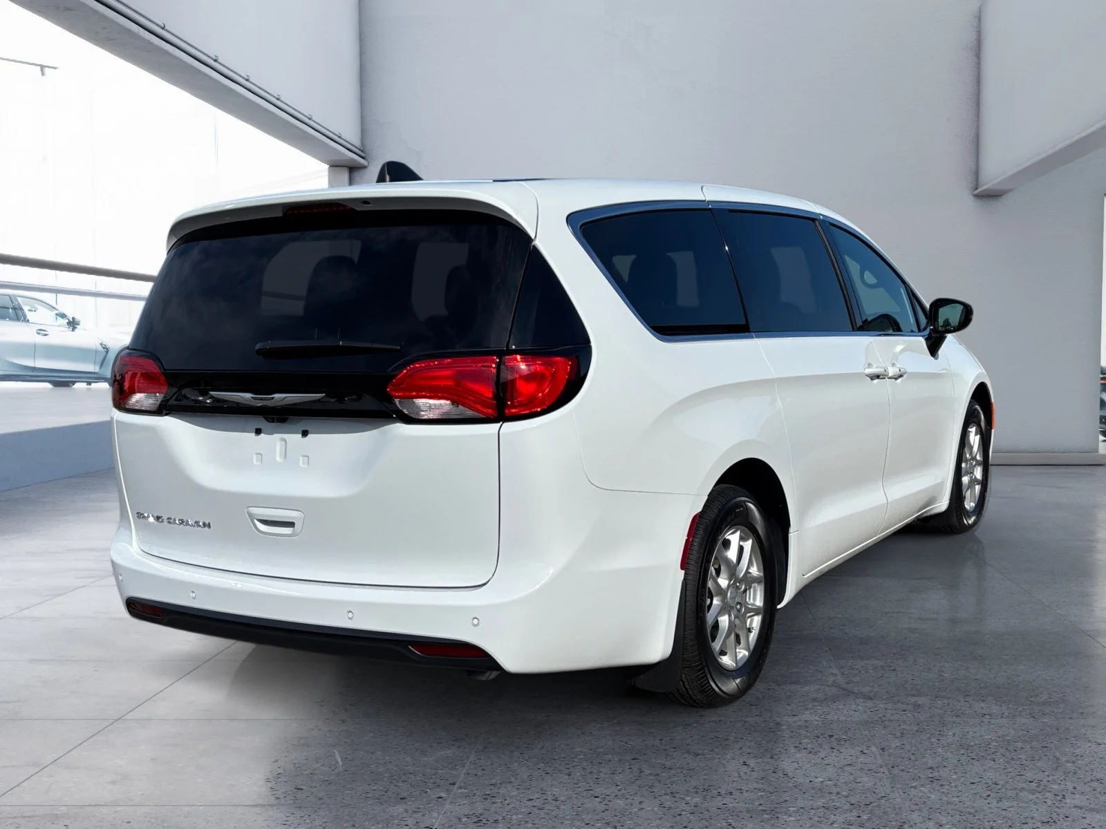 New 2027 Bright White Chrysler SXT image 5