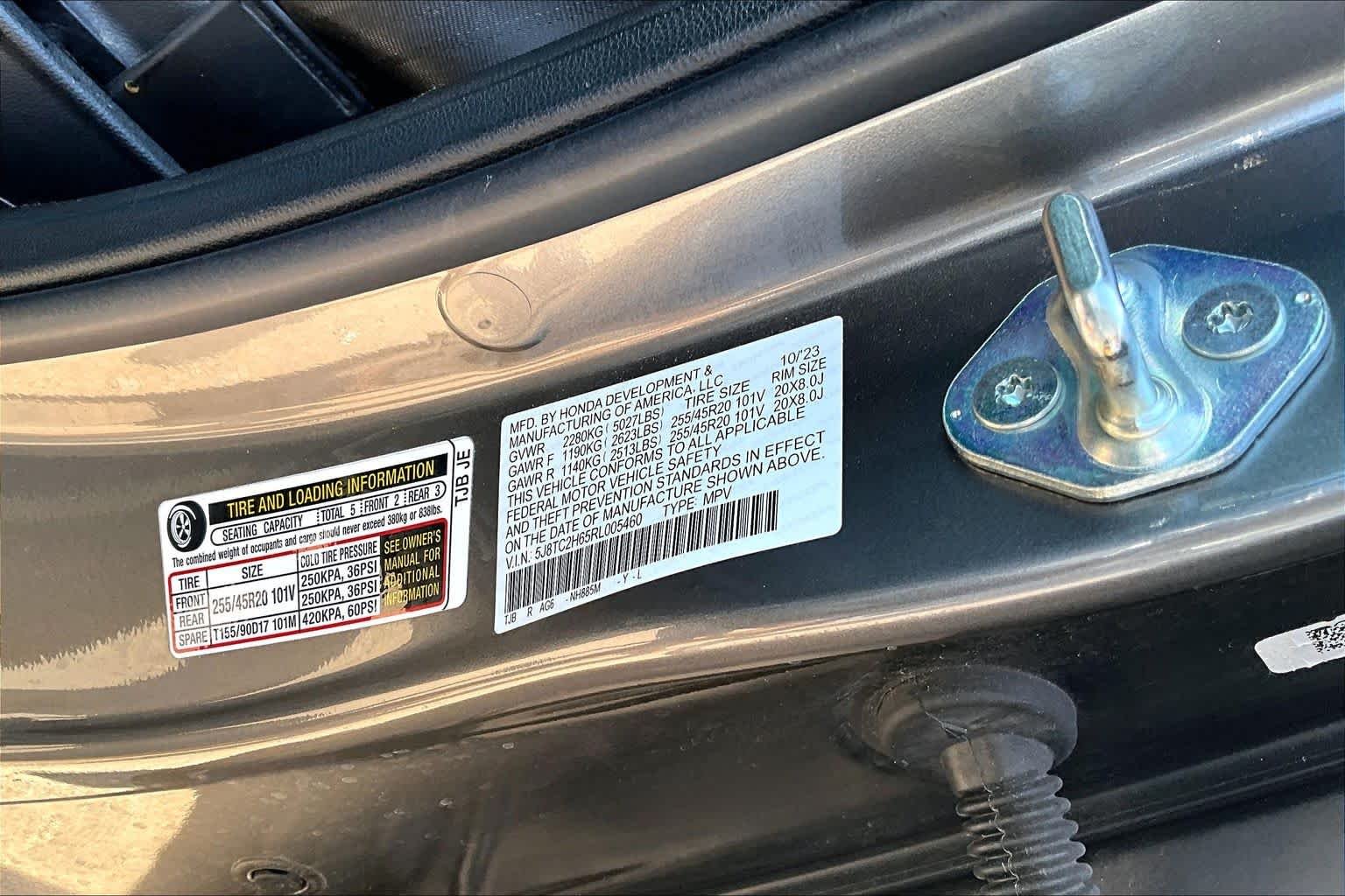 Used 2024 Liquid Carbon Metallic Acura w/A-Spec Package image 32