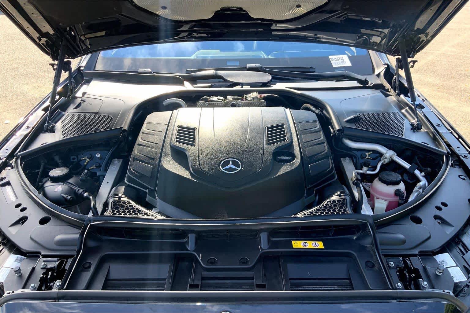 Used 2022 Black Mercedes-Benz S 580 image 32