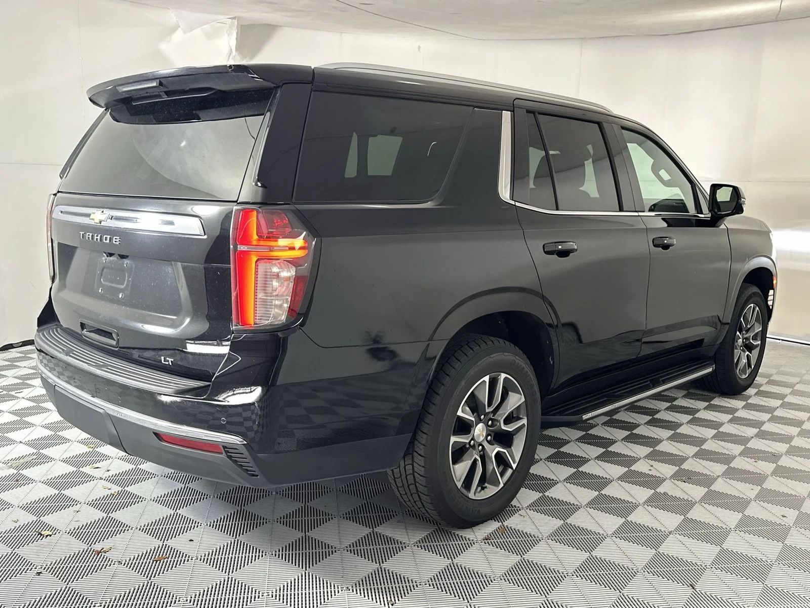 Used 2023 Black Chevrolet LT image 8