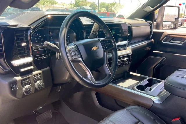 2024 Chevrolet Silverado 3500HD High Country - Photo 13