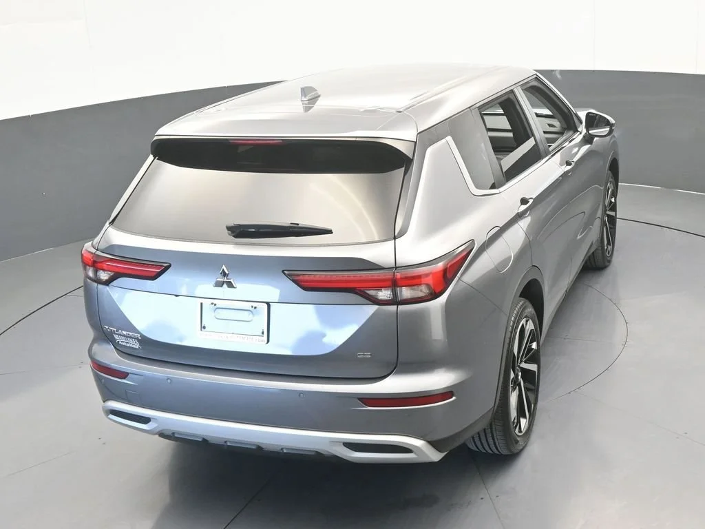 2022 Mitsubishi Outlander SE - Photo 45