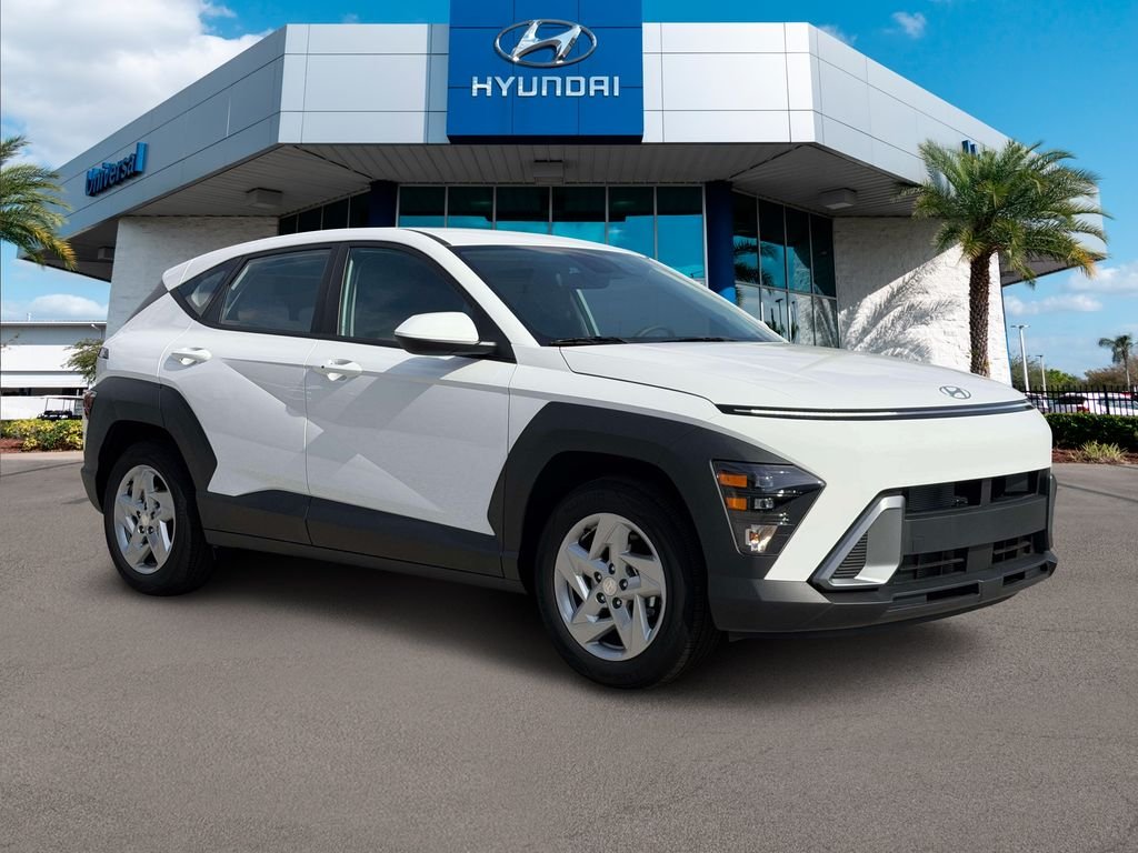 New 2027 White Hyundai SE FWD image 45