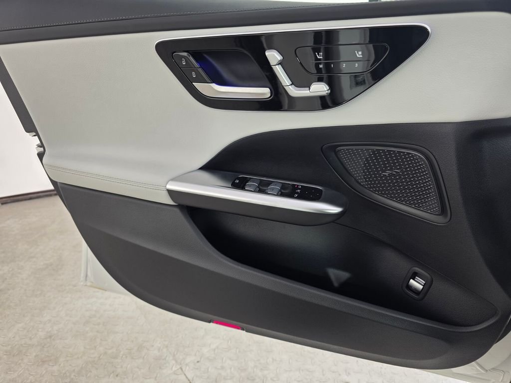 New 2026 Polar White Mercedes-Benz C 300 image 17