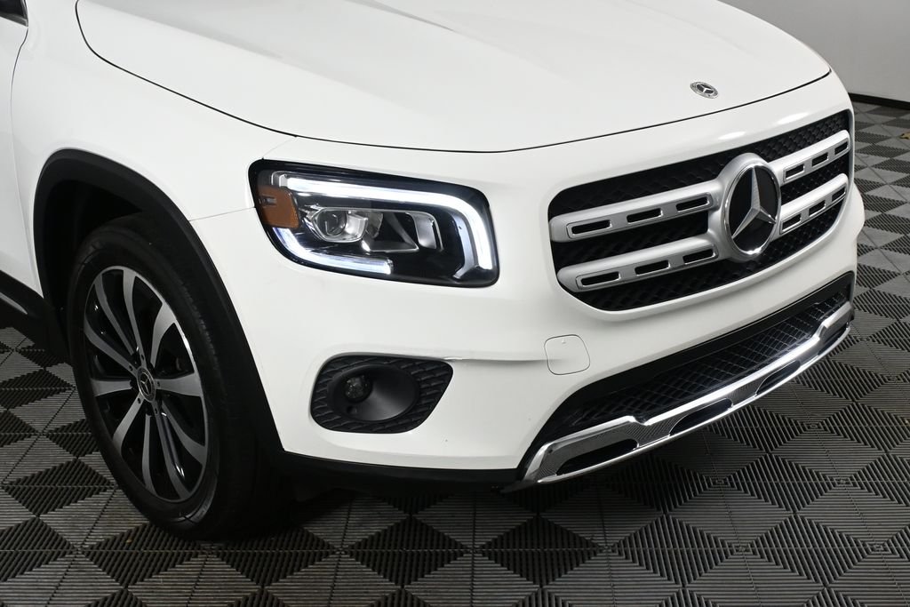 Certified Used 2022 White Mercedes-Benz GLB 250 image 32