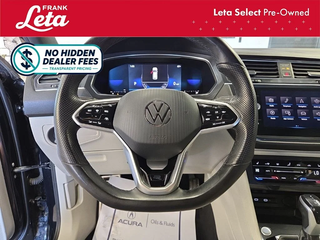 Used 2022 Black Volkswagen 2.0T SE R-Line Black image 13