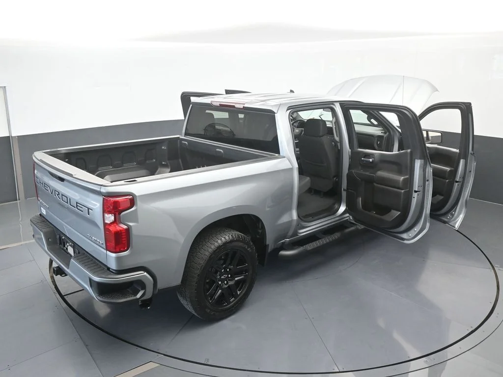 Used 2025 Sterling Gray Metallic Chevrolet Custom image 61