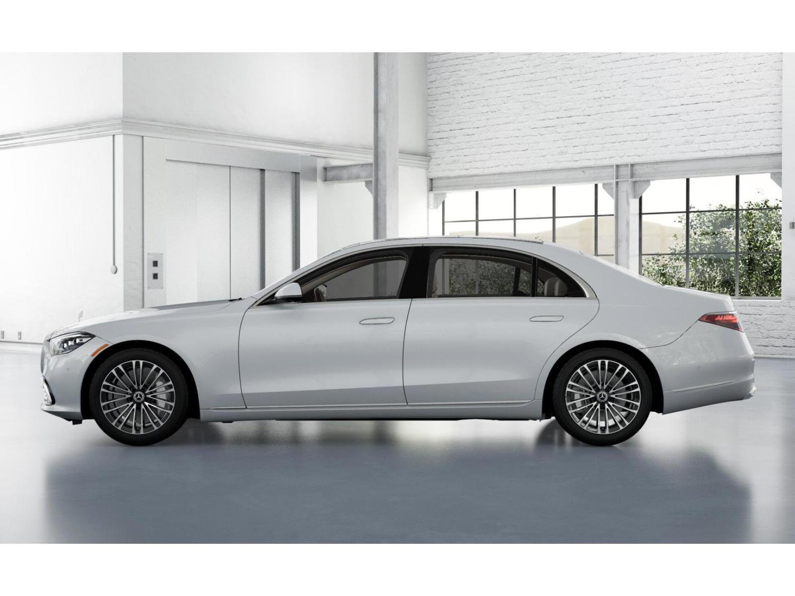 Used 2026 MANUFAKTUR Moonlight White Metallic Mercedes-Benz S 580 image 13
