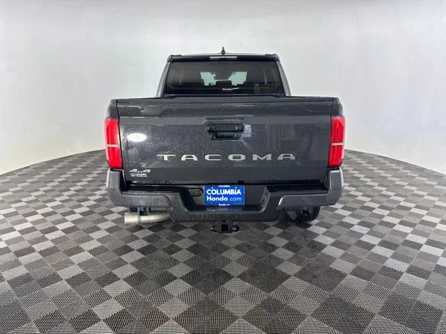 Used 2024  Toyota SR5 image 8
