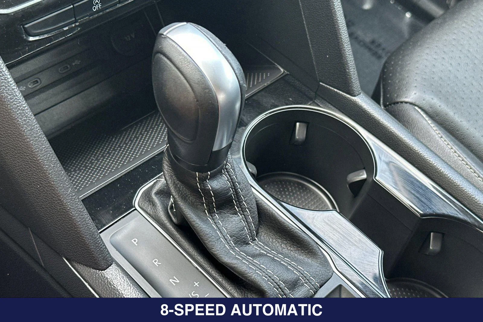 Used 2023 Black Volkswagen 3.6L V6 SE w/Technology image 22